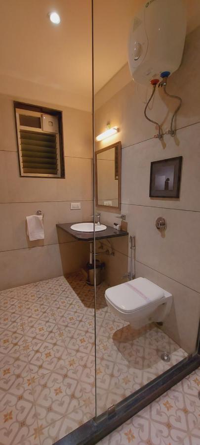 The Palm Aryan - A Boutique Hotel Kalküta Dış mekan fotoğraf