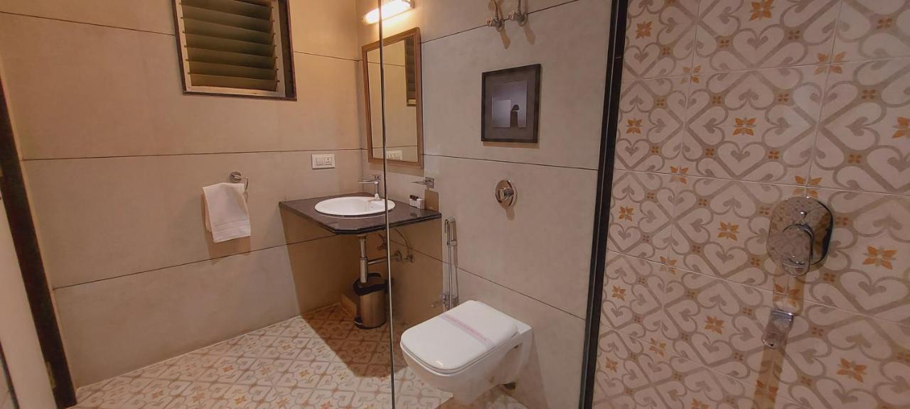 The Palm Aryan - A Boutique Hotel Kalküta Dış mekan fotoğraf